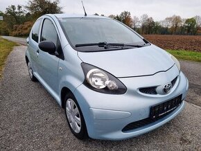 TOYOTA AYGO 1.0i 50kw 137tis.km pravidelný servis