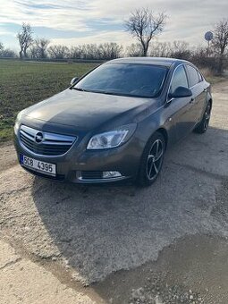 OPEL INSIGNIA BITURBO 4x4