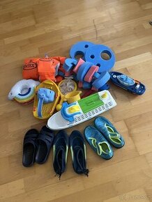 Set věcí na koupání a boty do vody