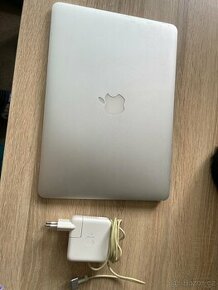 MacBook Air 2013 A1466 - 1