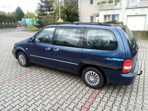 Kia Carnival 2,9 CRDI - 1