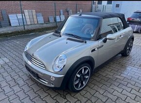 Mini Cooper Cabrio - edice Sidewalk