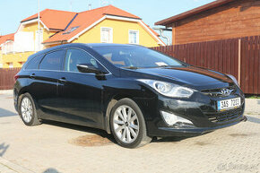 Hyundai i40 kombi 2.0 GDi 130kW 126tis km