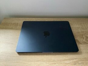 Apple MacBook Air 13,6” 2022 M2, 8GB, 512GB Temně Inkoustový