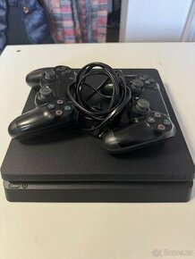 Ps4 1tb a 2 ovladace a hry. - 1