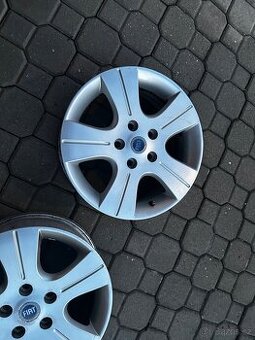 4ks Alu disky R16 origo Fiat Sedici, Suzuki