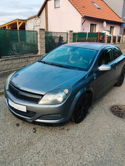 Opel Astra GTC 1,7