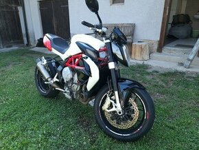 MV Agusta Brutale 800