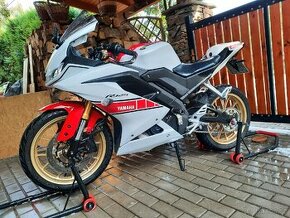 Yamaha yzf r125 60th anniversary - 1