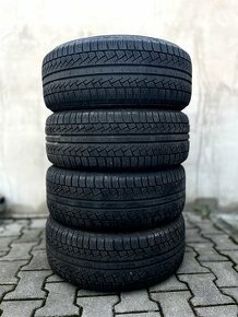 Zimní Pirelli 235/55/R17