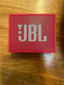 JBL reproduktor