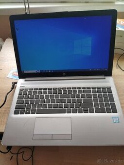 15,6" HP Intel i5 8.generace 4 jádra