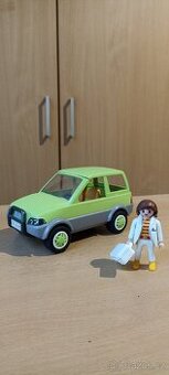 Playmobil auto s veterinářkou 

