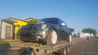 Veškeré náhradní díly Mini Cooper S R53 120kw r.v. 2003