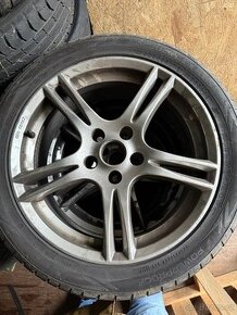 R17 Octavia 5x112 a Nokian Powerproof