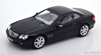 Mercedes SL-CLASS SL 500 CABRIOLET 2003 (R230) 1:18 Norev