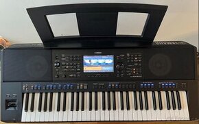 Yamaha PSR-SX900