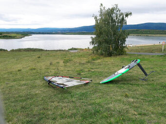 windsurfing