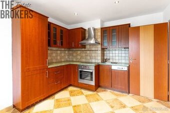 Prodej bytu s vlastním wellness, 3+1, 108 m2, Praha 6 Liboc