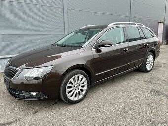 Škoda Superb 2 Combi 2.0TDI 103kW DSG Navi VÝHŘEV Bi-Xenony