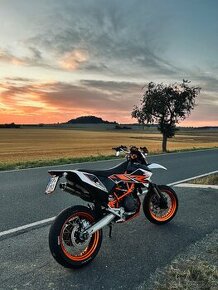 KTM SMC 690 R - 1