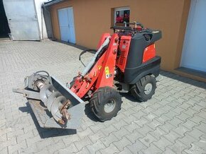 Kloubový mini nakladač nosič nářadí Ditch-Witch - 1