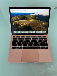 MacBook AIR 2019 ve skvělé kondici