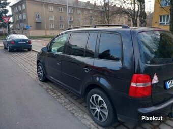 Volkswagen  touran 2.0 nafta kw 103 rok 2006