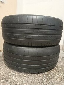 Letní pneu 255/40/21 Pirelli P Zero,rok výroby 2022,v perfe
