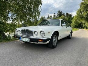 Jaguar XJ V12