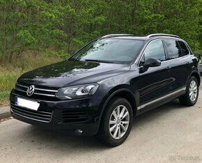 VW Touareg 7P 3.0TDI V6 - navi, tažné, pano, webasto