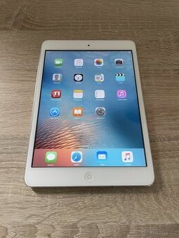 iPad mini 2 32GB Wi-Fi White, pouzdro – velmi dobrý stav