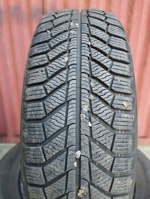 205/60 R16 95H XL Point´s - zimní, 2 kusy - 8 mm