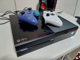 PRODAM XBOX ONE + 2 X OVLADAC