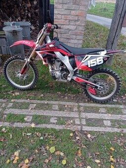 Zadřena Honda CRF250R 2009