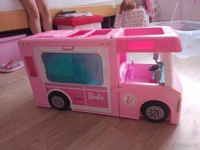 Barbie karavan