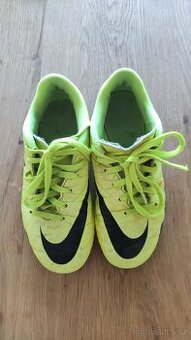 Dětské kopačky Nike Hypervenom (EUR 33)