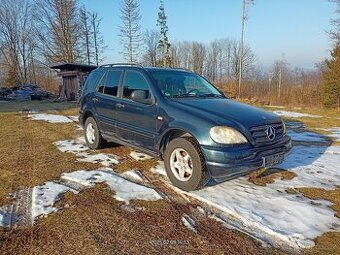 Mercedes Benz ML 320i,160 kW,4x4,automat,Tažné