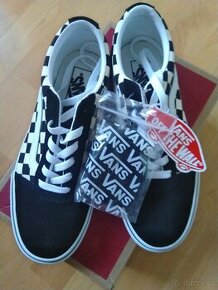 Tenisky Vans nové 40