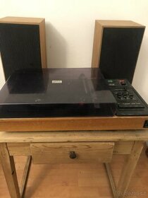 Gramofon Tesla NZC 160 Stereo - 1