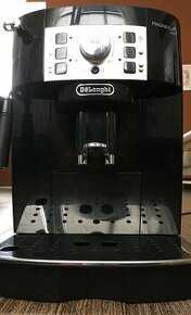 Kávovar DeLonghi Magnifica S