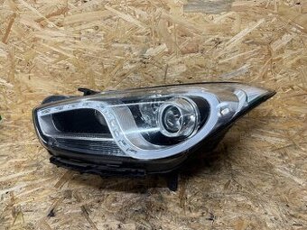 LEVÝ PŘEDNÍ LED SVĚTLOMET HYUNDAI I40 92101-3ZXX 92101-3Z100