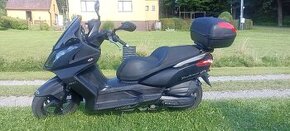 KYMCO DOWNTOWN 125i ABS - POHODLNY, RYCHLY A ZACHOVALY