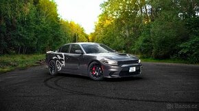 Dodge Charger, SRT 392, max výbava