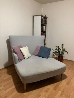 LOVESEAT