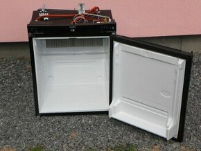 Lednička do karavanu DOMETIC plyn / 230V / 12V