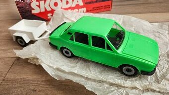 Škoda 120 kdn stará hračka