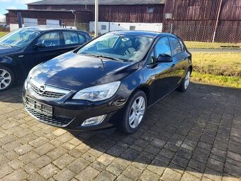 Opel Astra J -130tis. km