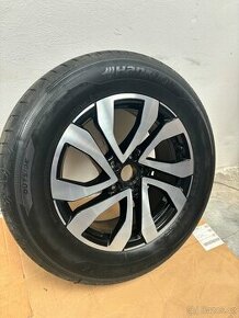 Alu kolo + pneu Vw Tiguan Passat  5NA601025AL Nové