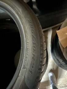 Pirelli zimní 285/40/21